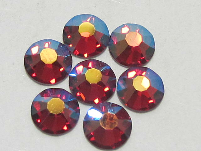 72 pcs. 20ss RED VELVET AB (maxima) FLATBACK PRECIOSA Rhinestones